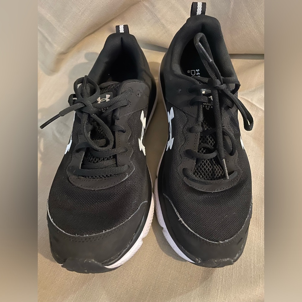 Women's UA Charged Assert 10 Running Shoes Size 9.5 NWOT